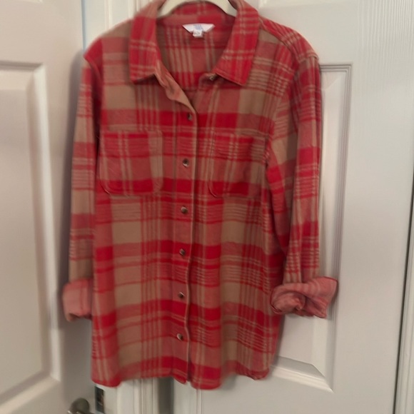 Cute winter flannel - Picture 1 of 3